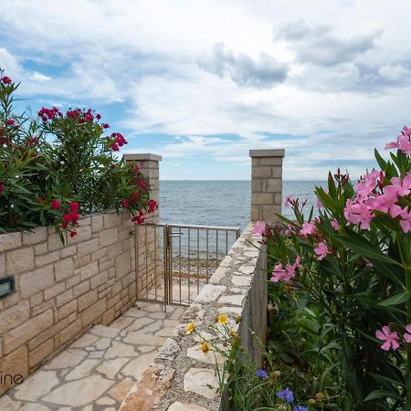 Apartments Valentina Umag Bagian luar foto