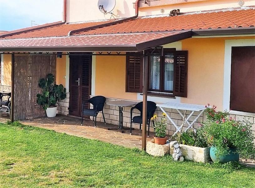 Apartments Valentina Umag Bagian luar foto