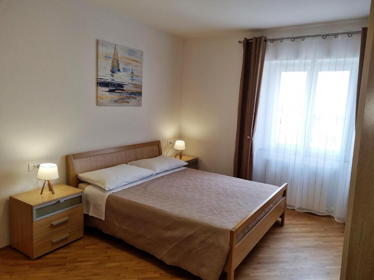 Apartments Valentina Umag Bagian luar foto