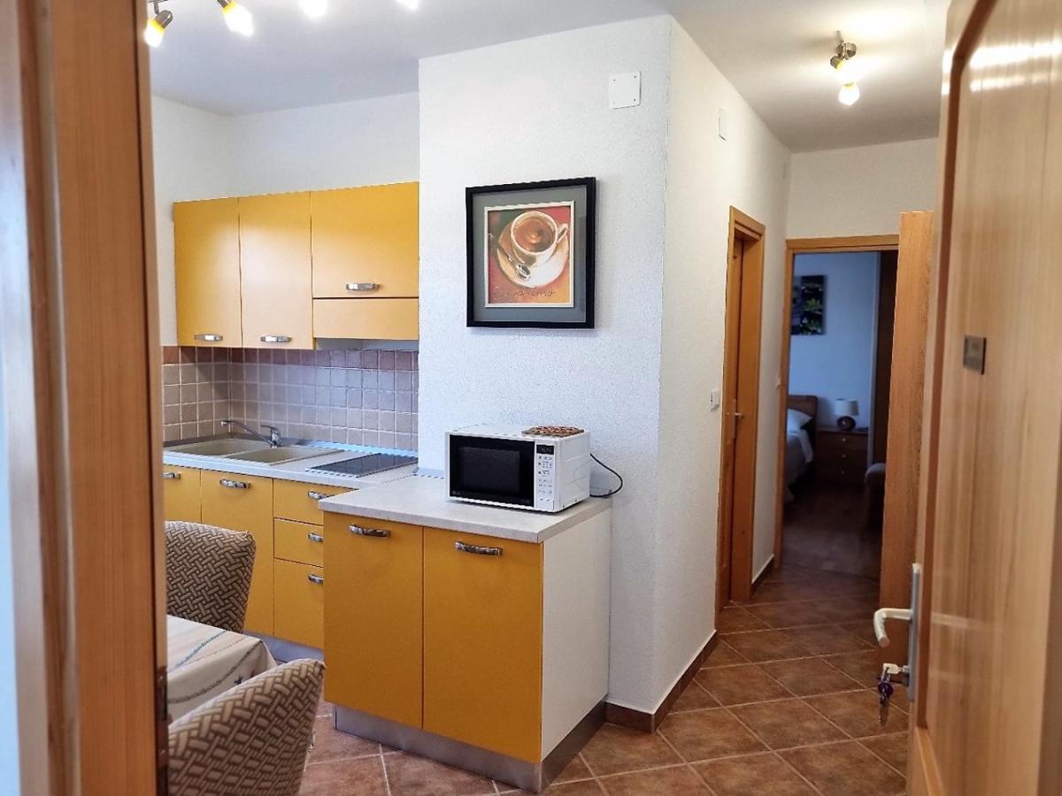 Apartments Valentina Umag Bagian luar foto