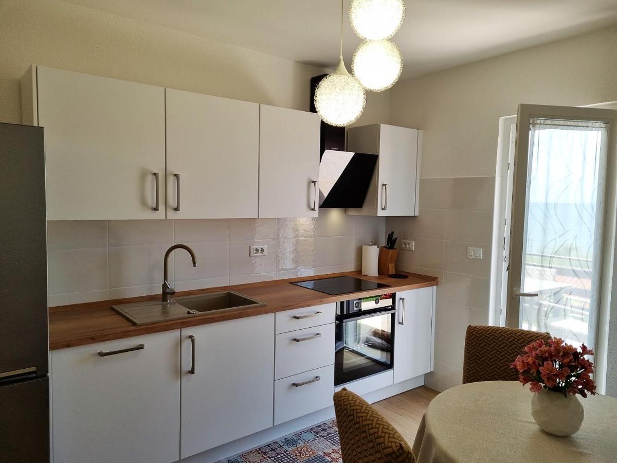 Apartments Valentina Umag Bagian luar foto