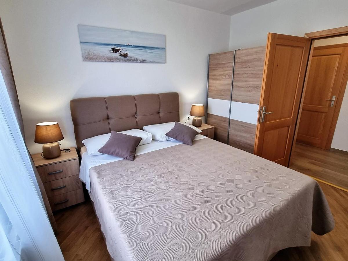 Apartments Valentina Umag Bagian luar foto